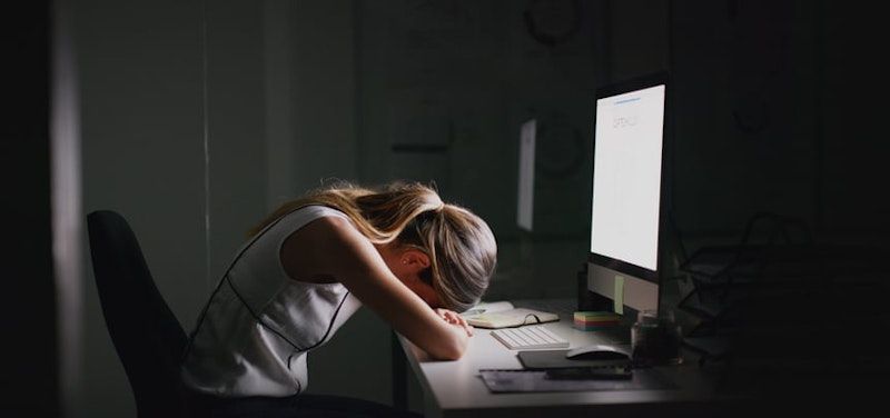 Burnout Isn’t Normal: Signs Your Body Wants You to Slow Down